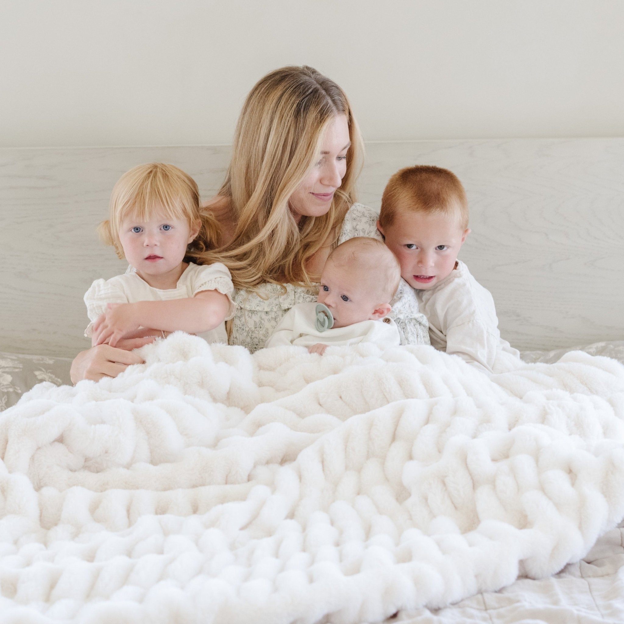 Double Ruched Faux Fur XL Throw Blanket