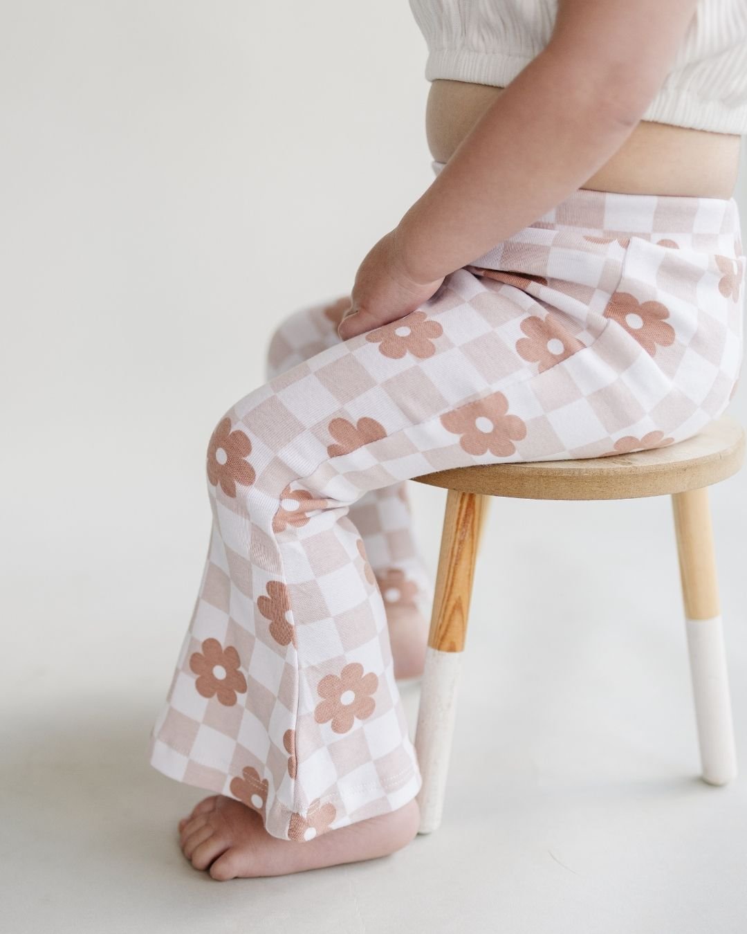 Girls Latte Daisy Flare Set