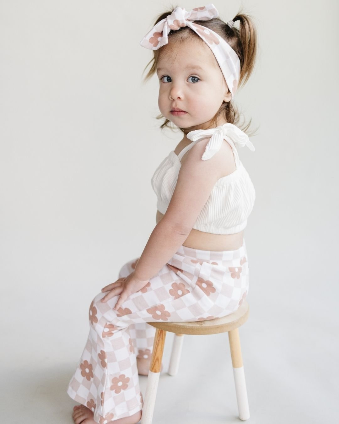 Girls Latte Daisy Flare Set