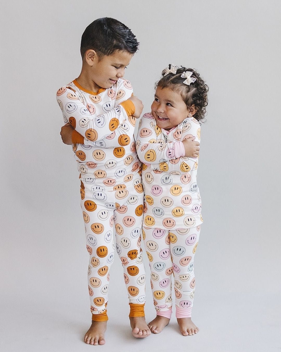 Girls Pink Smiley Bamboo Two Piece Set - Blissfully Lavender BoutiqueLUCKY PANDA KIDS