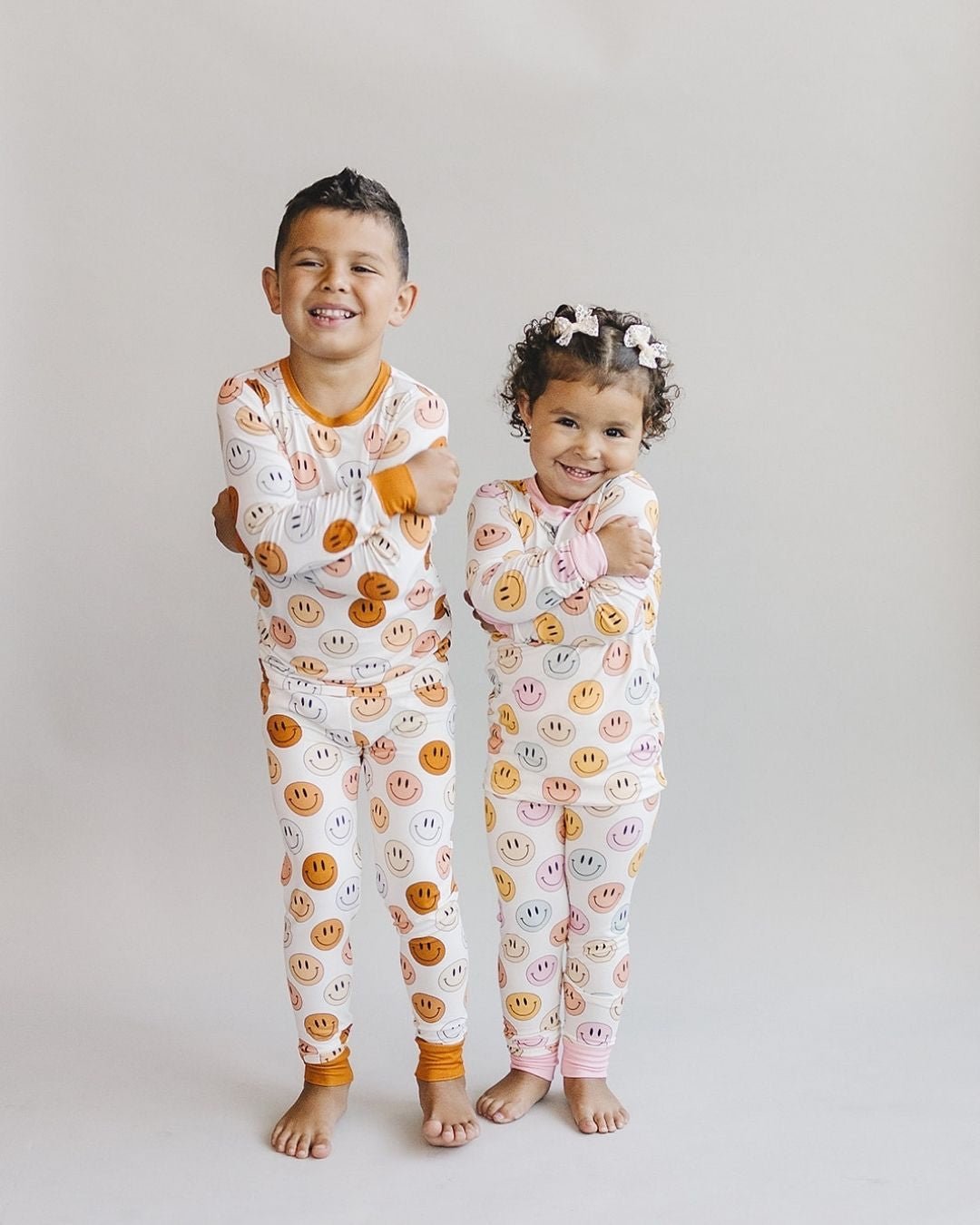 Girls Pink Smiley Bamboo Two Piece Set - Blissfully Lavender BoutiqueLUCKY PANDA KIDS