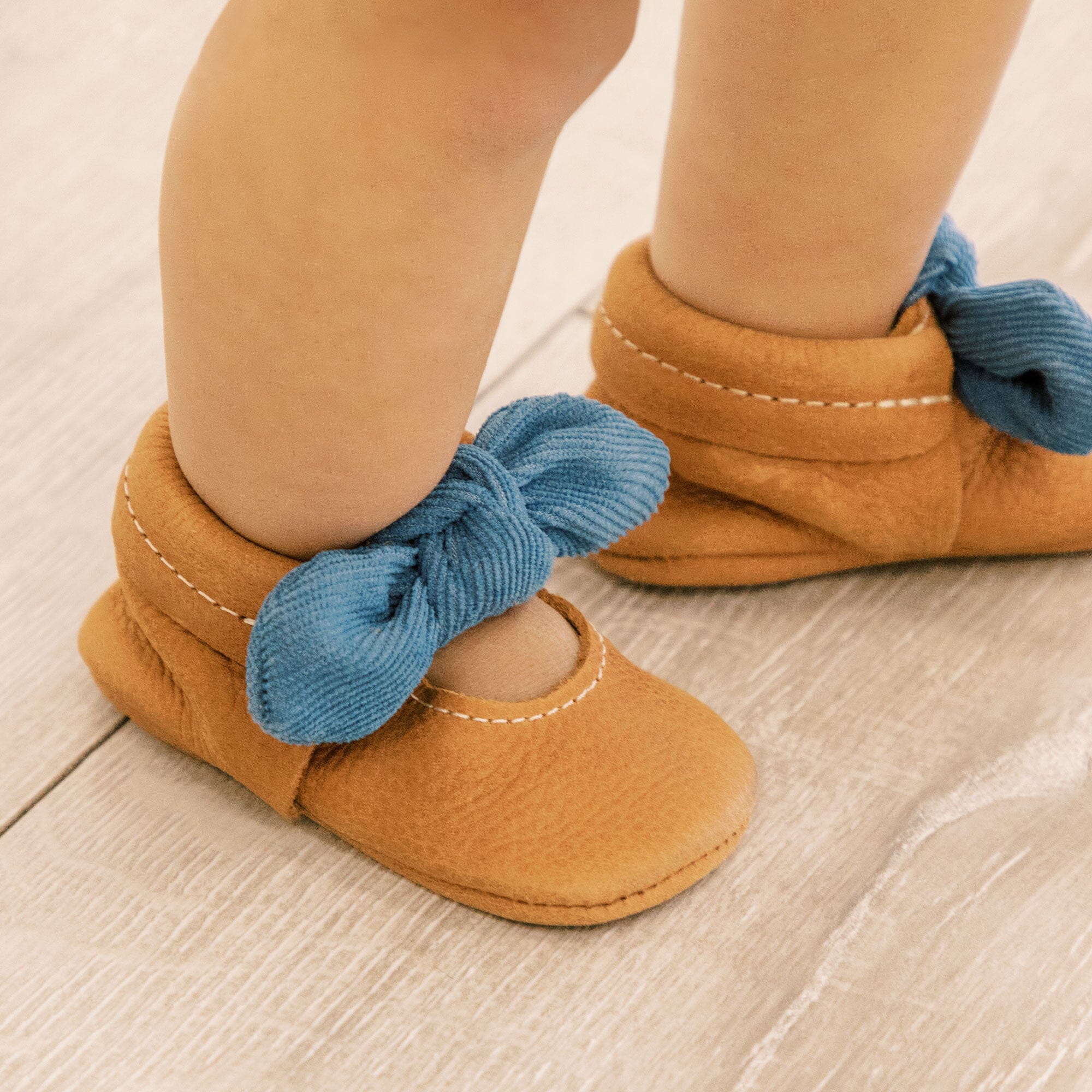 Knotted Bow Baby Shoe - Blissfully Lavender BoutiqueFreshly Picked