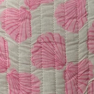 La Plage Ruffle Pouch Shell Beach Pink