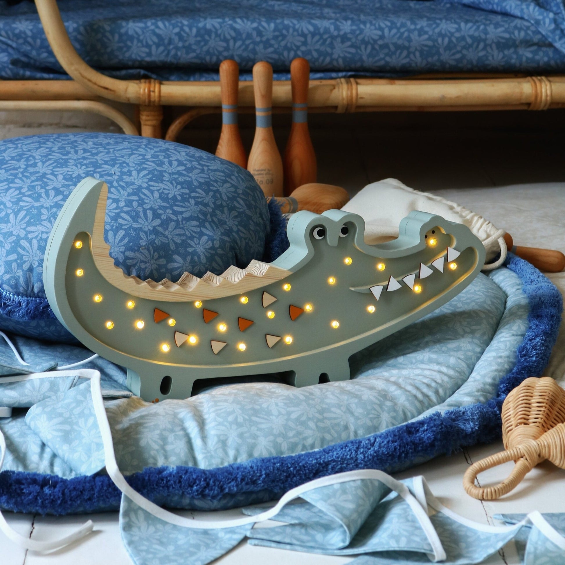 Little Lights Crocodile Lamp - Blissfully Lavender BoutiqueLittle Lights US