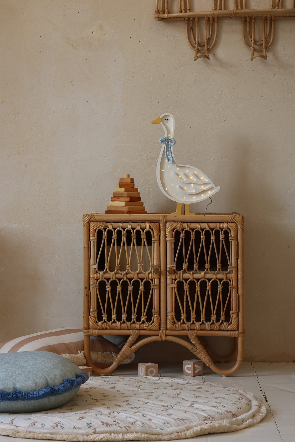 Little Lights Goose Lamp