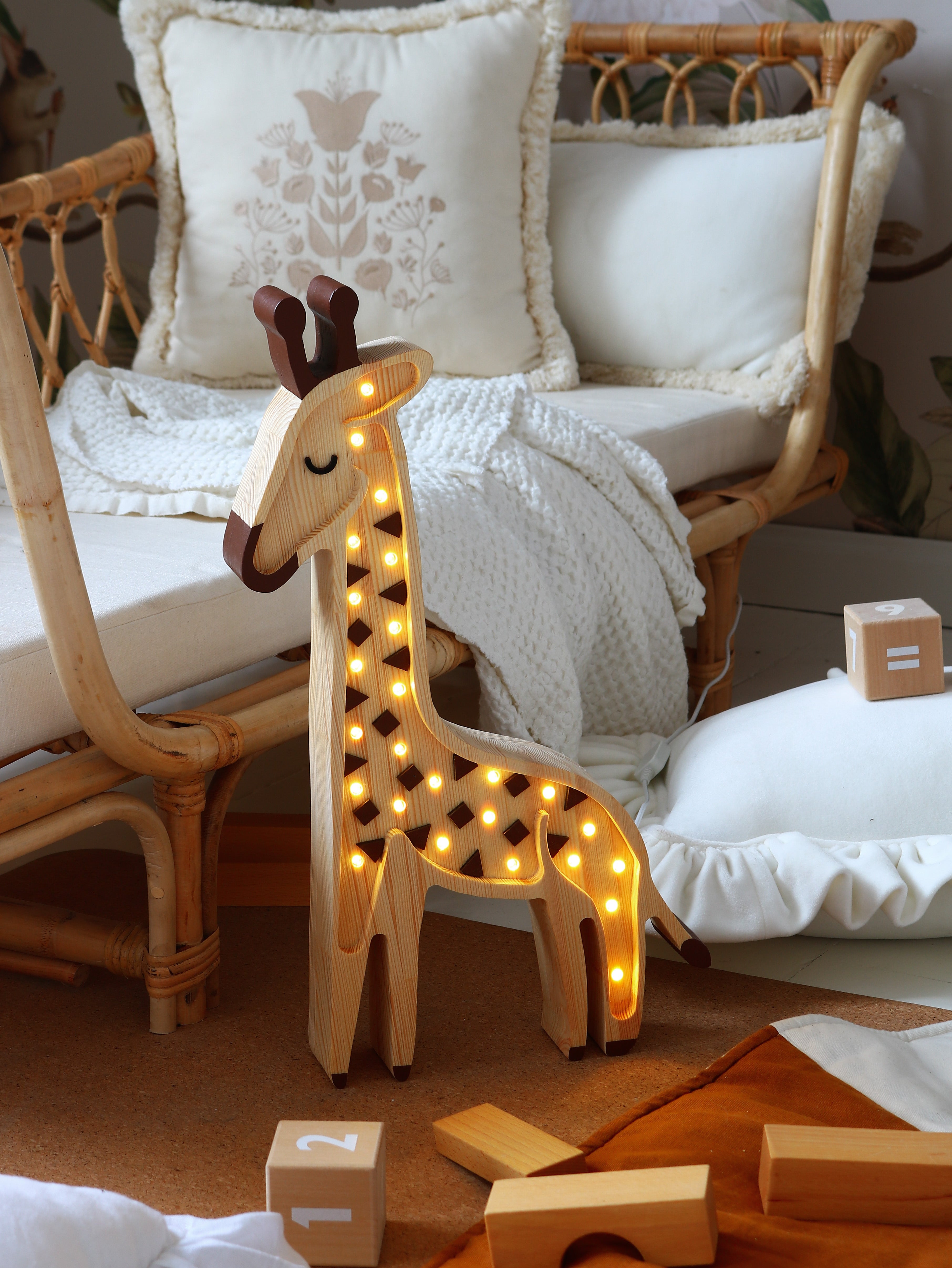 Little Lights Giraffe Lamp