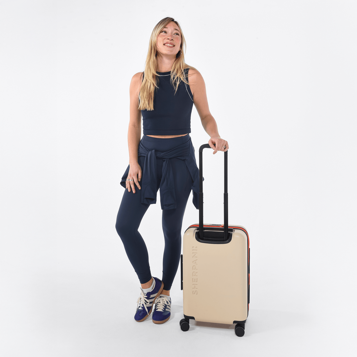 Meridian | 22" Carry-On - Chromatic Black