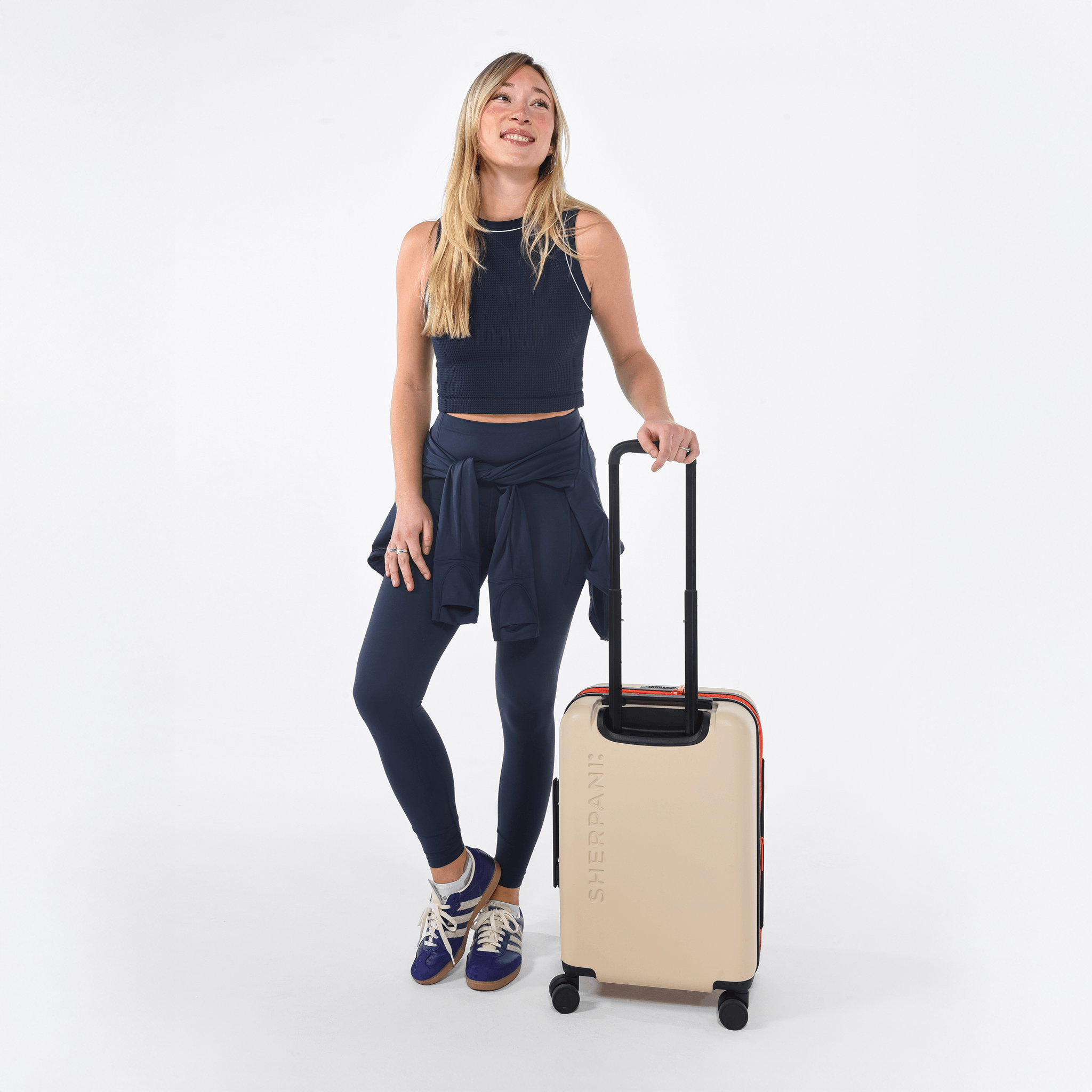 Meridian | 22" Carry-On - Chromatic Black