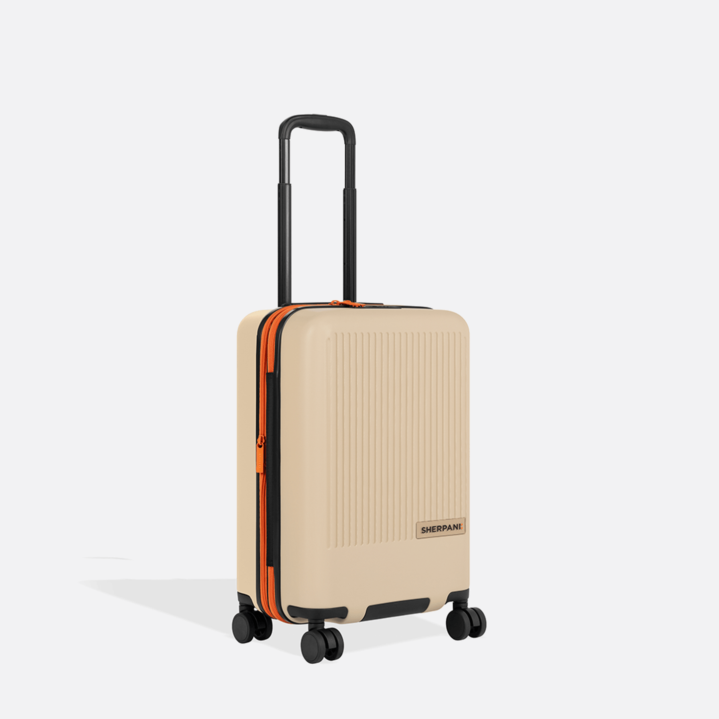 Meridian | 22" Carry-On - Chromatic Black
