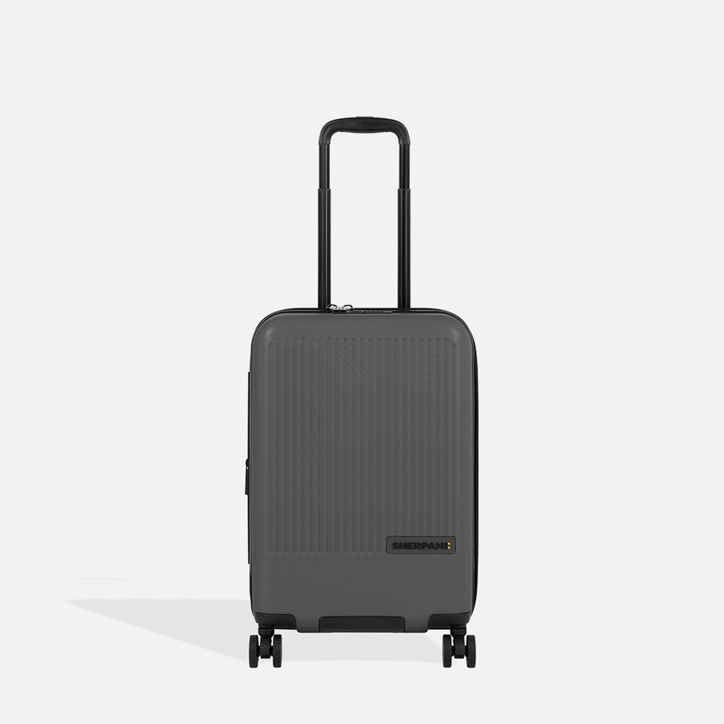 Meridian | 22" Carry-On - Chromatic Black