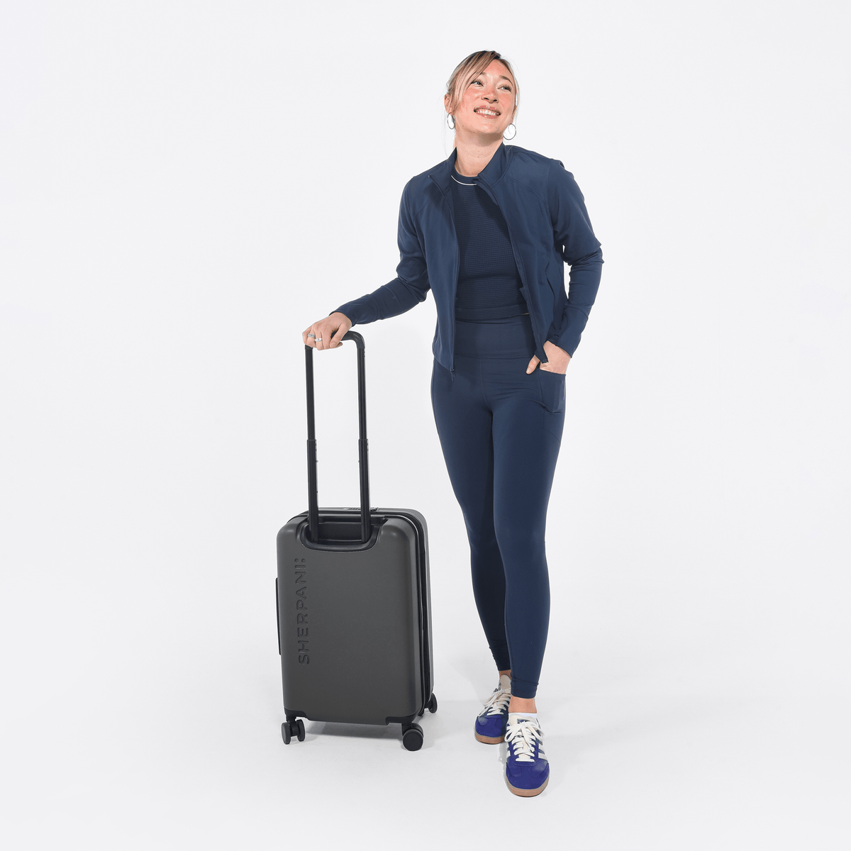 Meridian | 22" Carry-On - Chromatic Black