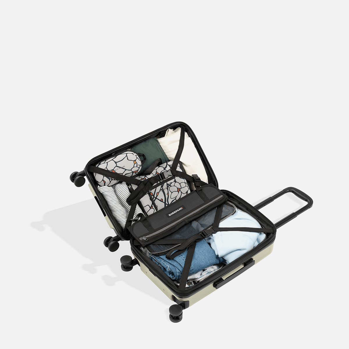 Meridian | 22" Carry-On - Chromatic Black