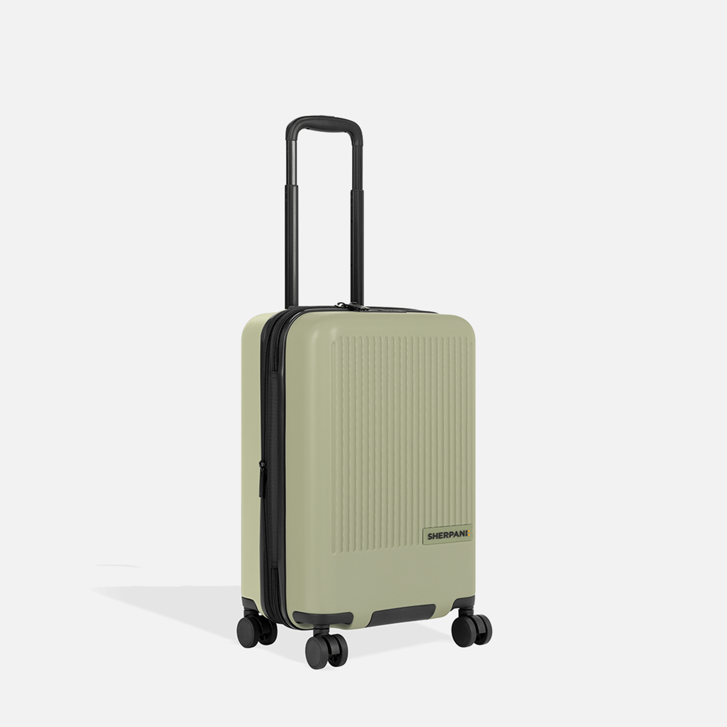 Meridian | 22" Carry-On - Chromatic Black