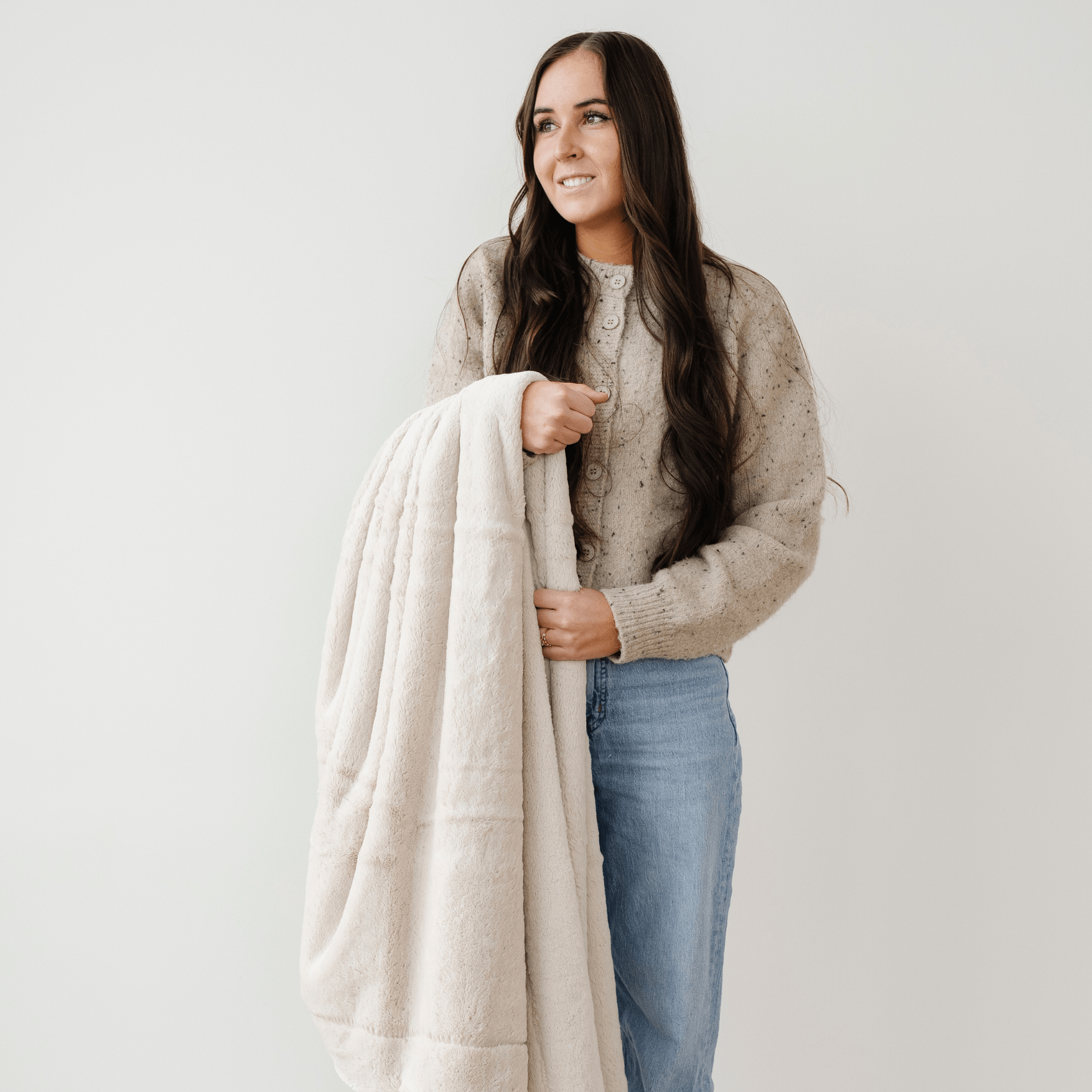 Lush Throw Blanket - Blissfully Lavender BoutiqueSaranoni