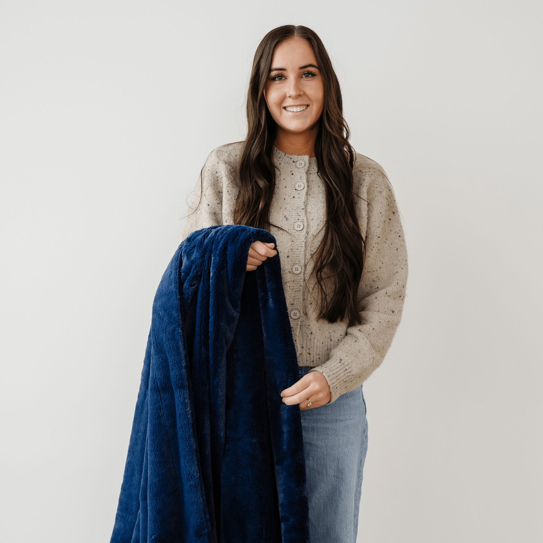 Lush Throw Blanket - Blissfully Lavender BoutiqueSaranoni