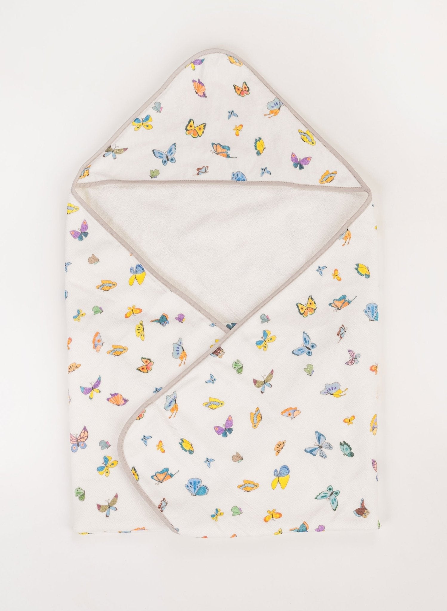 Madame Butterfly Hooded Bath Towel - Blissfully Lavender BoutiqueTimo & Violet