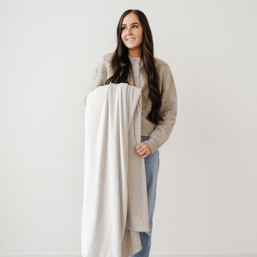 Minky Stretch XL Throw Blanket - Blissfully Lavender BoutiqueSaranoni
