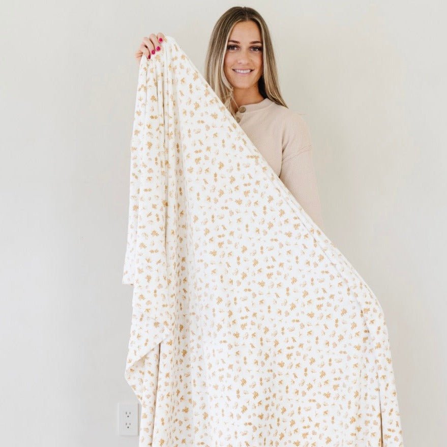 Minky Stretch XL Throw Blanket - Blissfully Lavender BoutiqueSaranoni