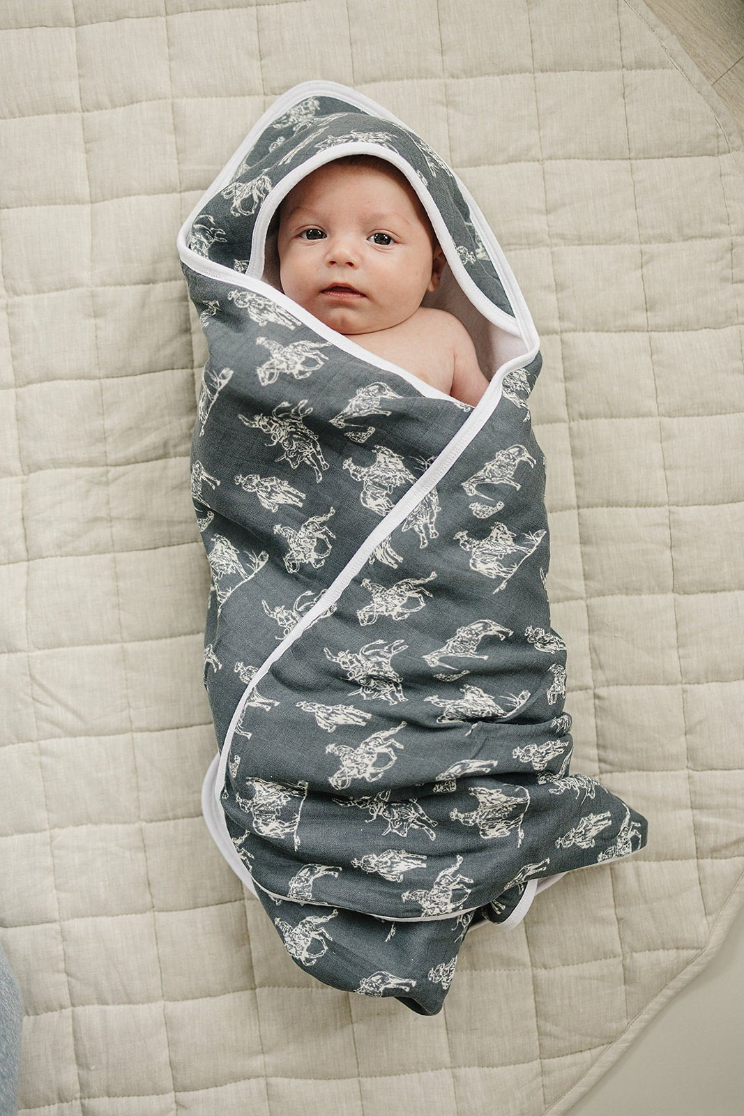 Muslin Hooded Towel - Blissfully Lavender BoutiqueMebie Baby