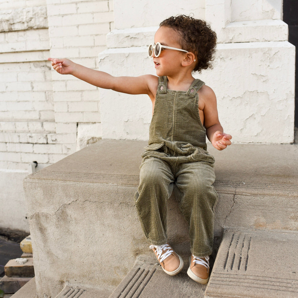 Natural - Low Top Sneakers - Blissfully Lavender BoutiquePiper finn