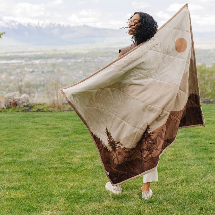 Outdoor Adventure Blanket - Blissfully Lavender BoutiqueSaranoni