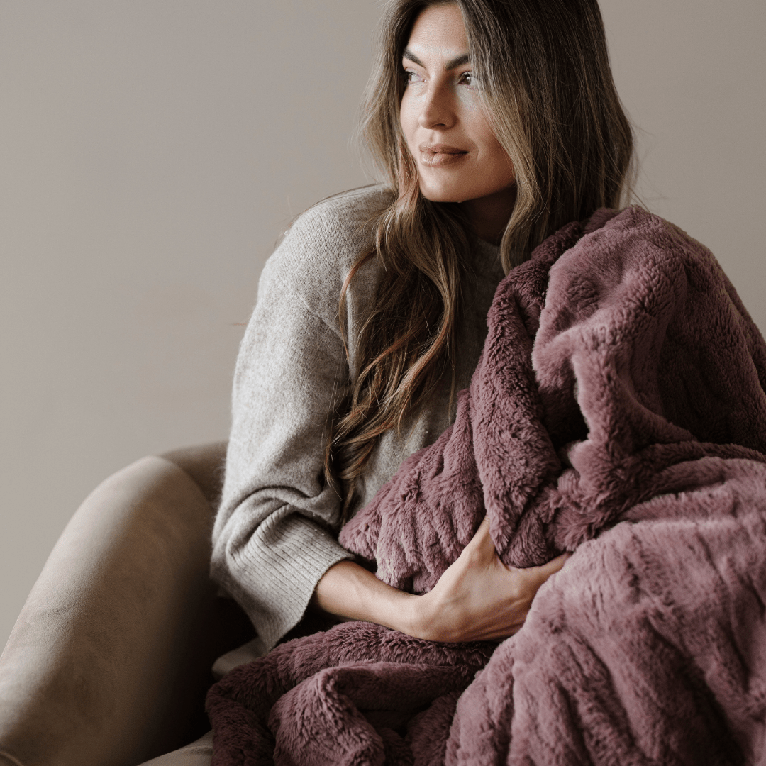 Patterned Faux Fur Throw Blanket - Blissfully Lavender BoutiqueSaranoni