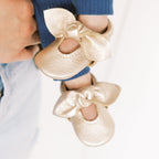 Platinum Knotted Bow Baby Shoe - Blissfully Lavender BoutiqueFreshly Picked