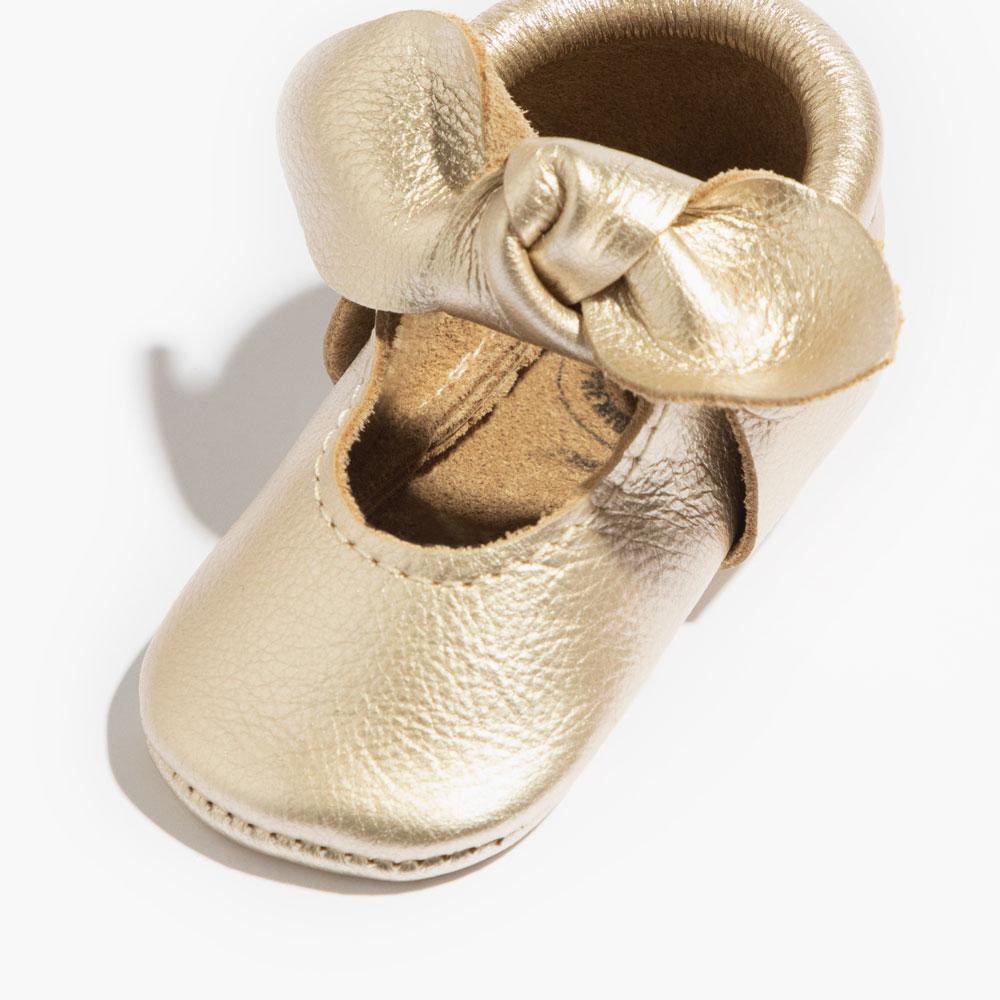 Platinum Knotted Bow Baby Shoe - Blissfully Lavender BoutiqueFreshly Picked
