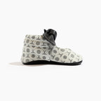 Power Play Knotted Bow Baby Shoe - Blissfully Lavender BoutiqueFreshly Picked