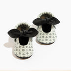 Power Play Knotted Bow Baby Shoe - Blissfully Lavender BoutiqueFreshly Picked