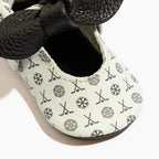 Power Play Knotted Bow Baby Shoe - Blissfully Lavender BoutiqueFreshly Picked