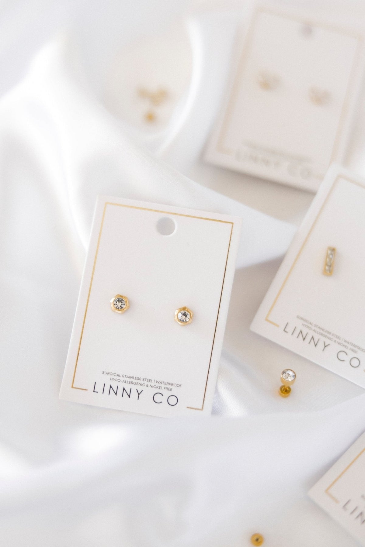 Screwback Stud Earrings - Addison Clear Gold
