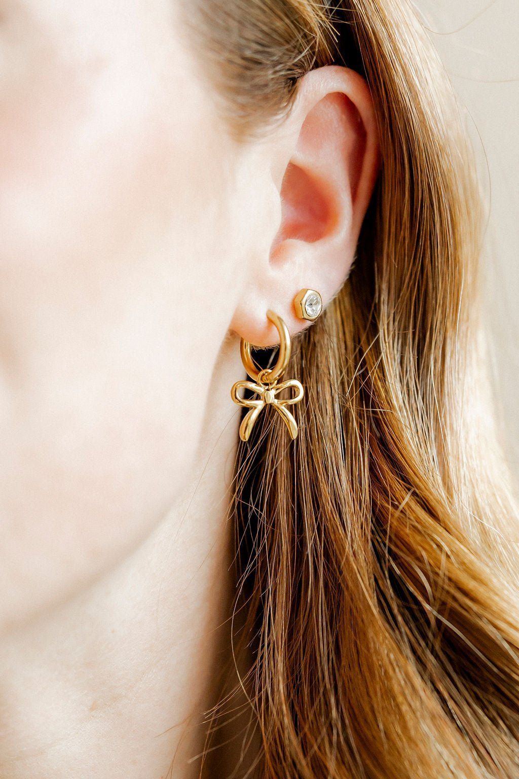 Screwback Stud Earrings - Addison Clear Gold