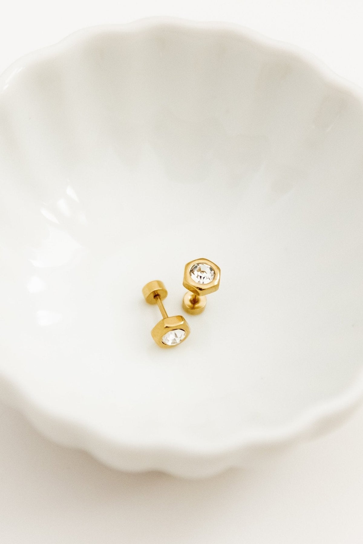 Screwback Stud Earrings - Addison Clear Gold