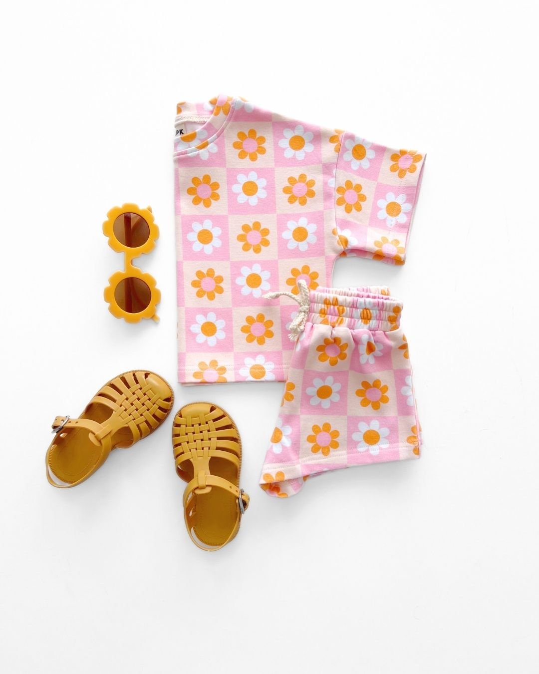 Girls Retro Daisy Shorts Set