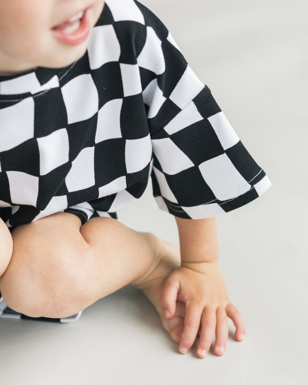Wavy Checkered Shorts Set