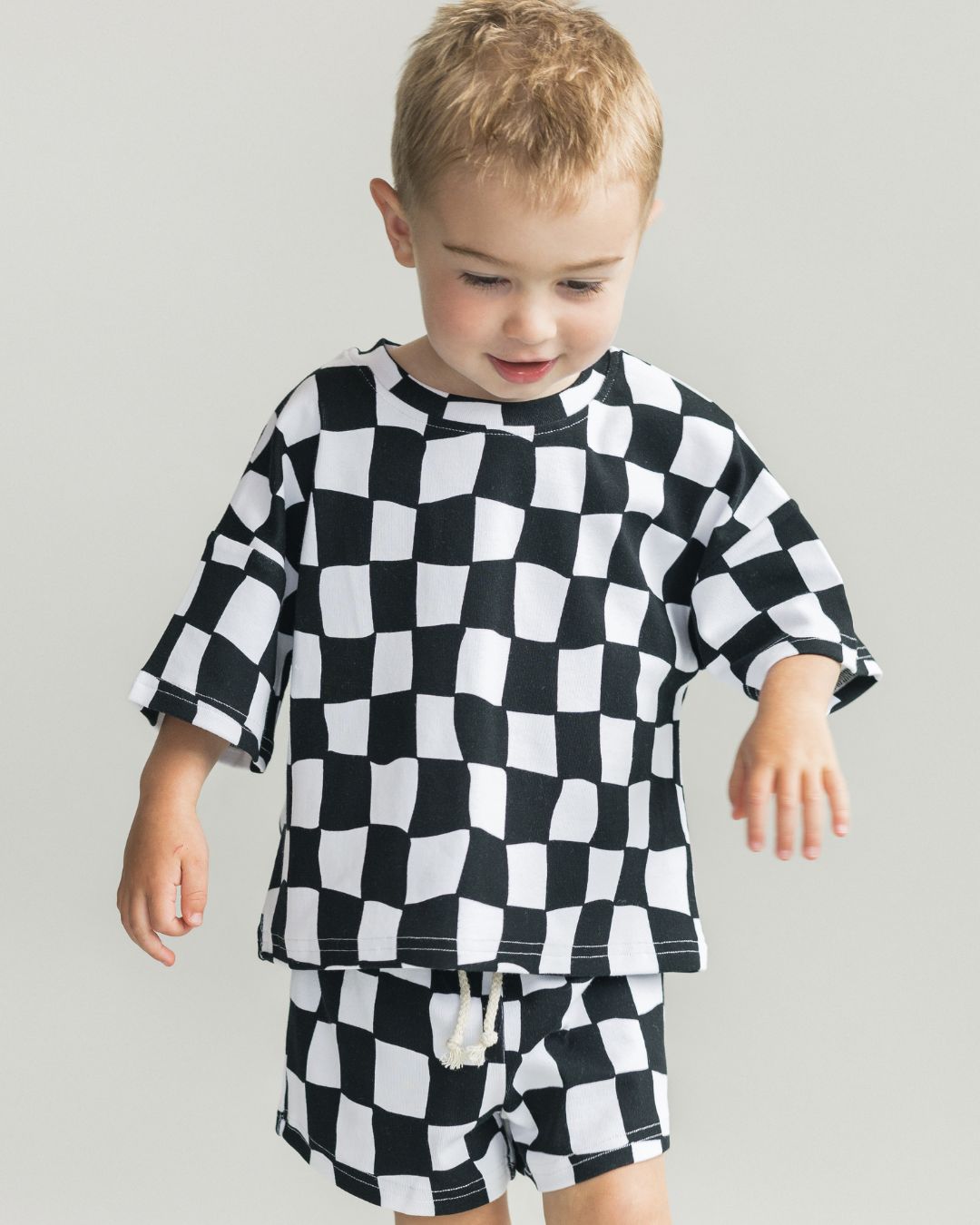 Wavy Checkered Shorts Set