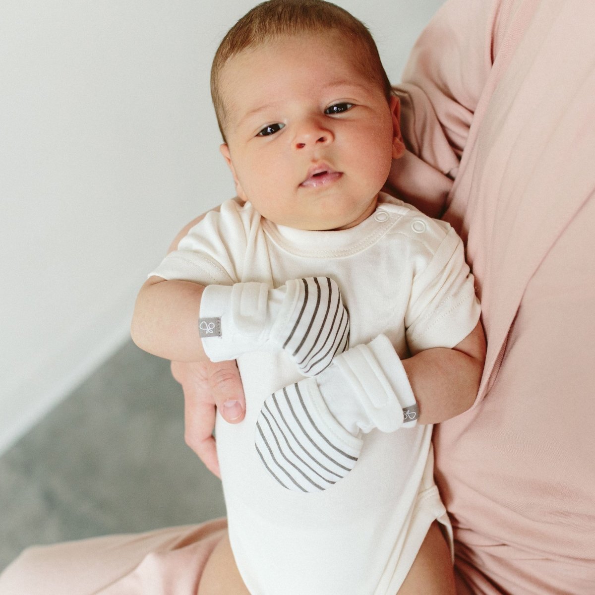 Stay-On Baby Mittens – Gray Stripe + Midnight (2-Pack)