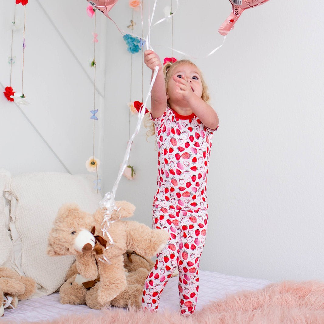 Strawberry Fields Short Sleeve Pajama - Blissfully Lavender BoutiqueBestaroo