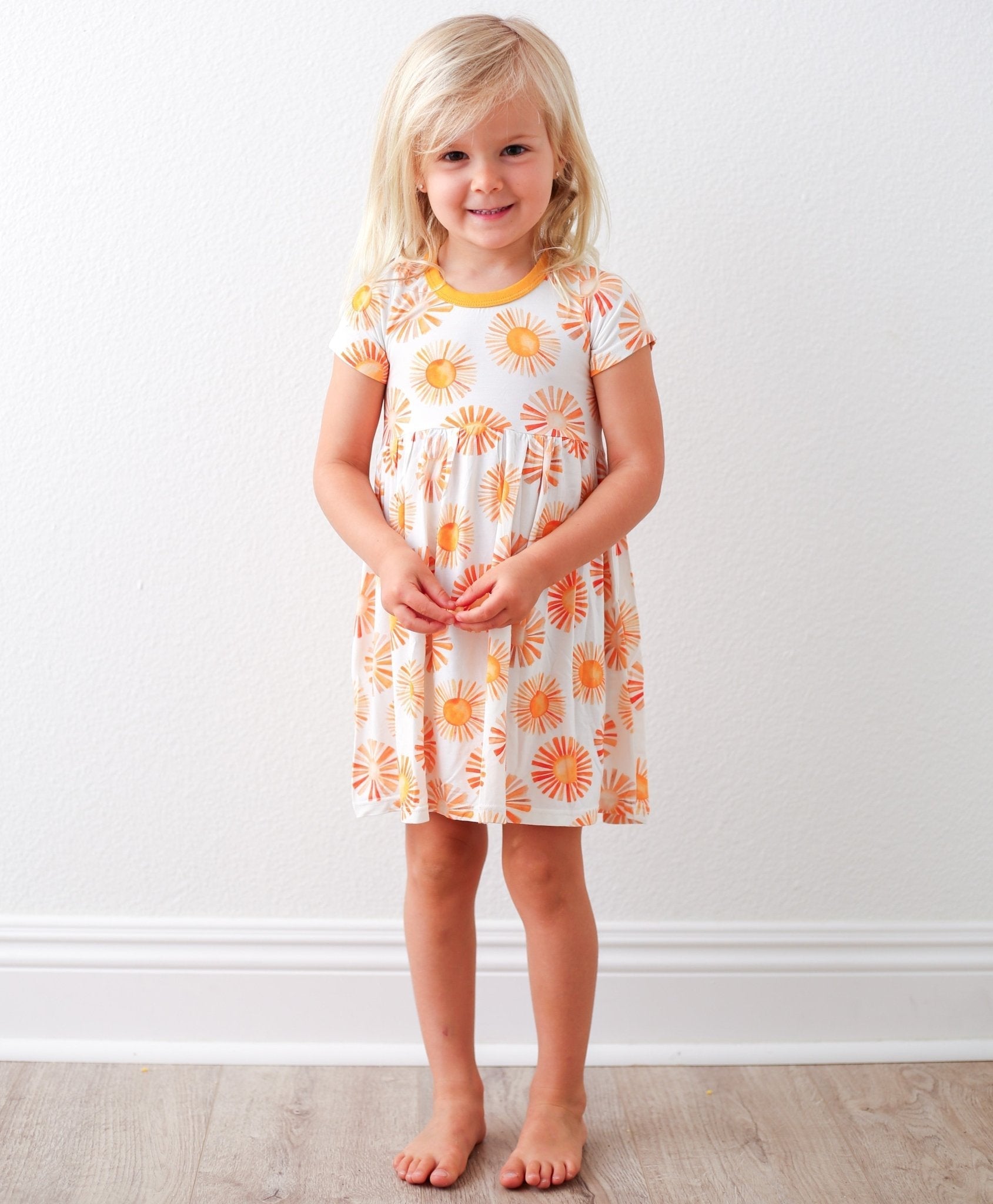 Sunshine Short Sleeve Dress - Blissfully Lavender BoutiqueBestaroo