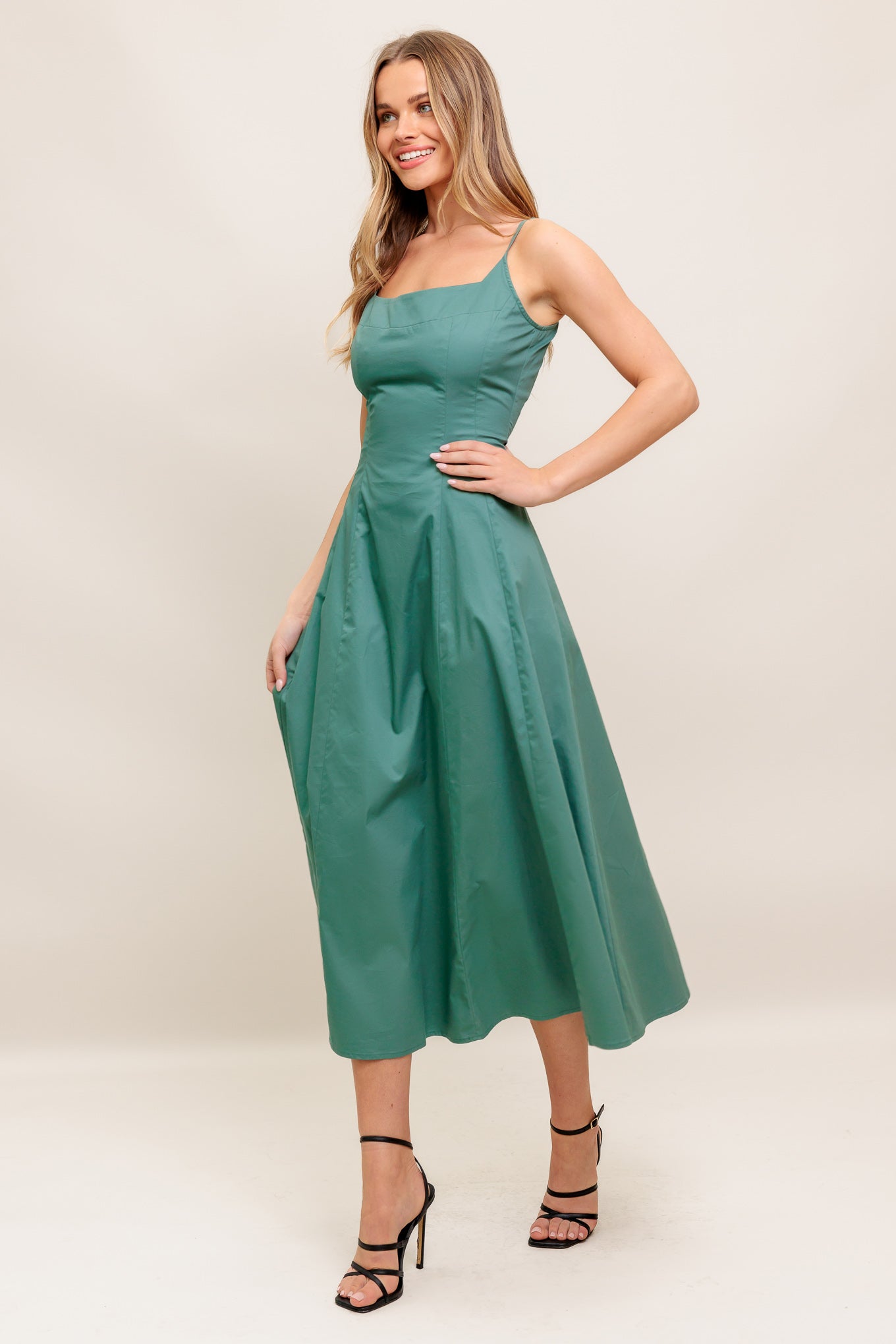 VERDE ELEGANTE WOVEN MIDI DRESS - Blissfully Lavender BoutiqueFlying Tomato