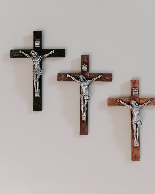 Wall Crucifix // 8 inch
