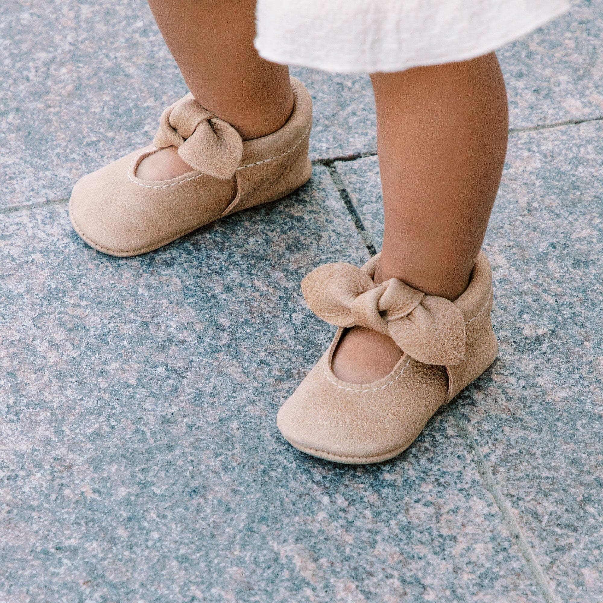 Weathered Brown Knotted Bow Baby Shoe - Blissfully Lavender BoutiqueFreshly Picked