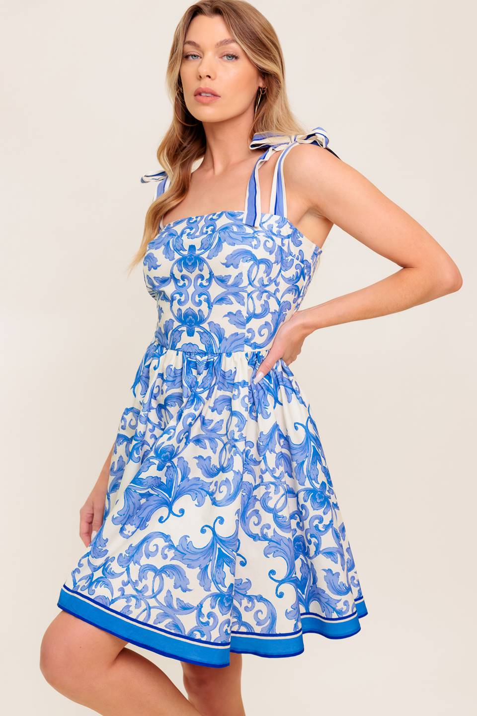 Women’s Woven Mini Dress - Blissfully Lavender BoutiqueFlying Tomato