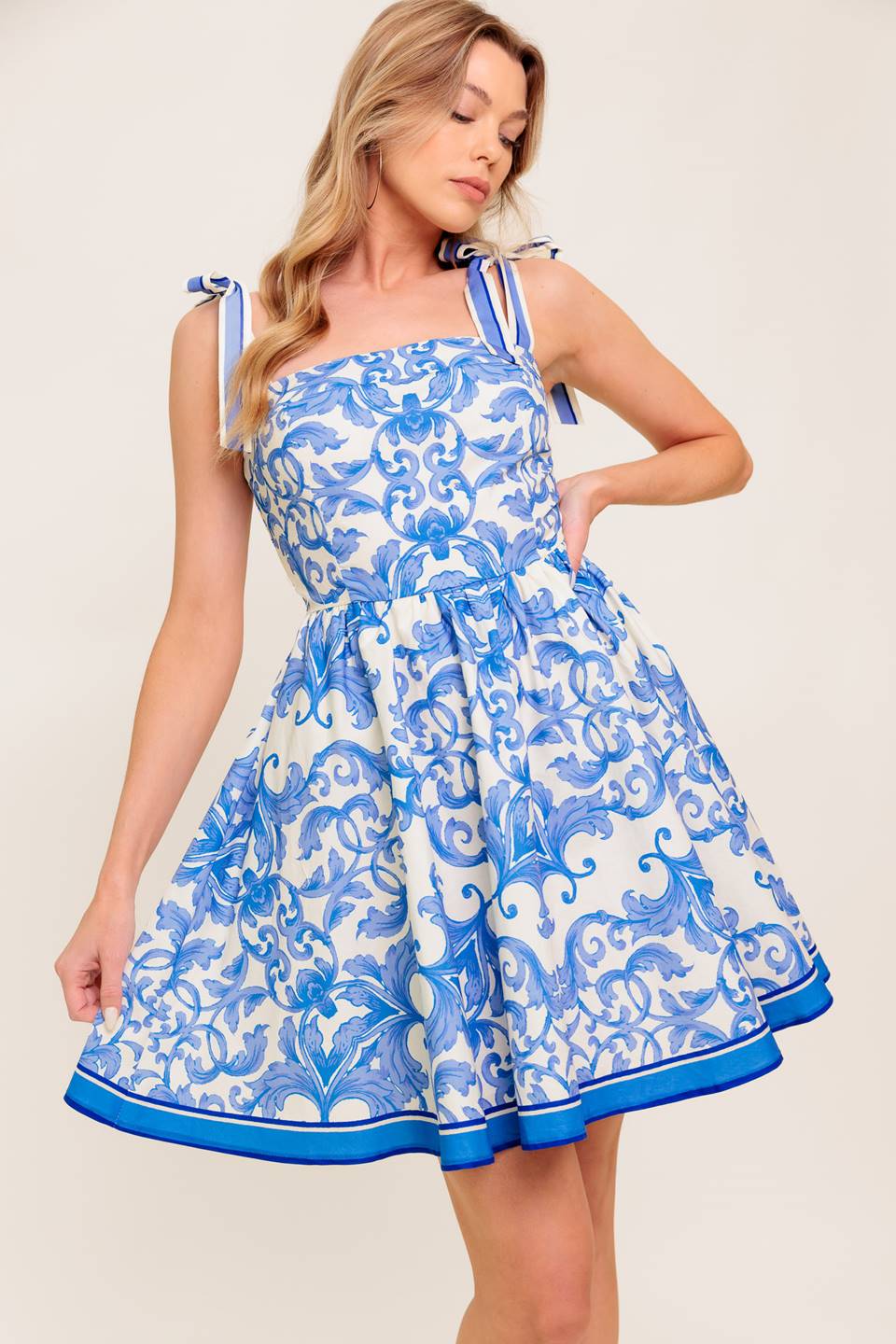 Women’s Woven Mini Dress - Blissfully Lavender BoutiqueFlying Tomato